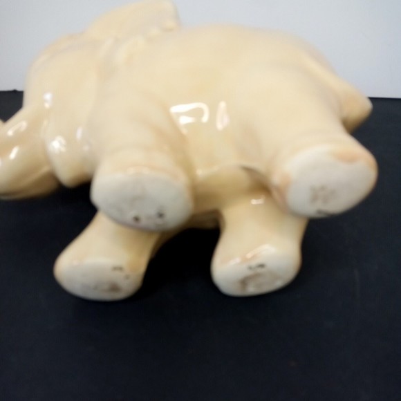 Vintage USA Elephant With Trunk Up Ceramic Planter - Picture 8 of 13